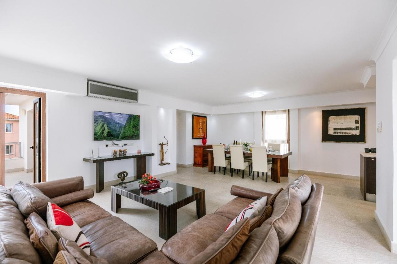 Modern 2bedroom Penthouse Near Sea