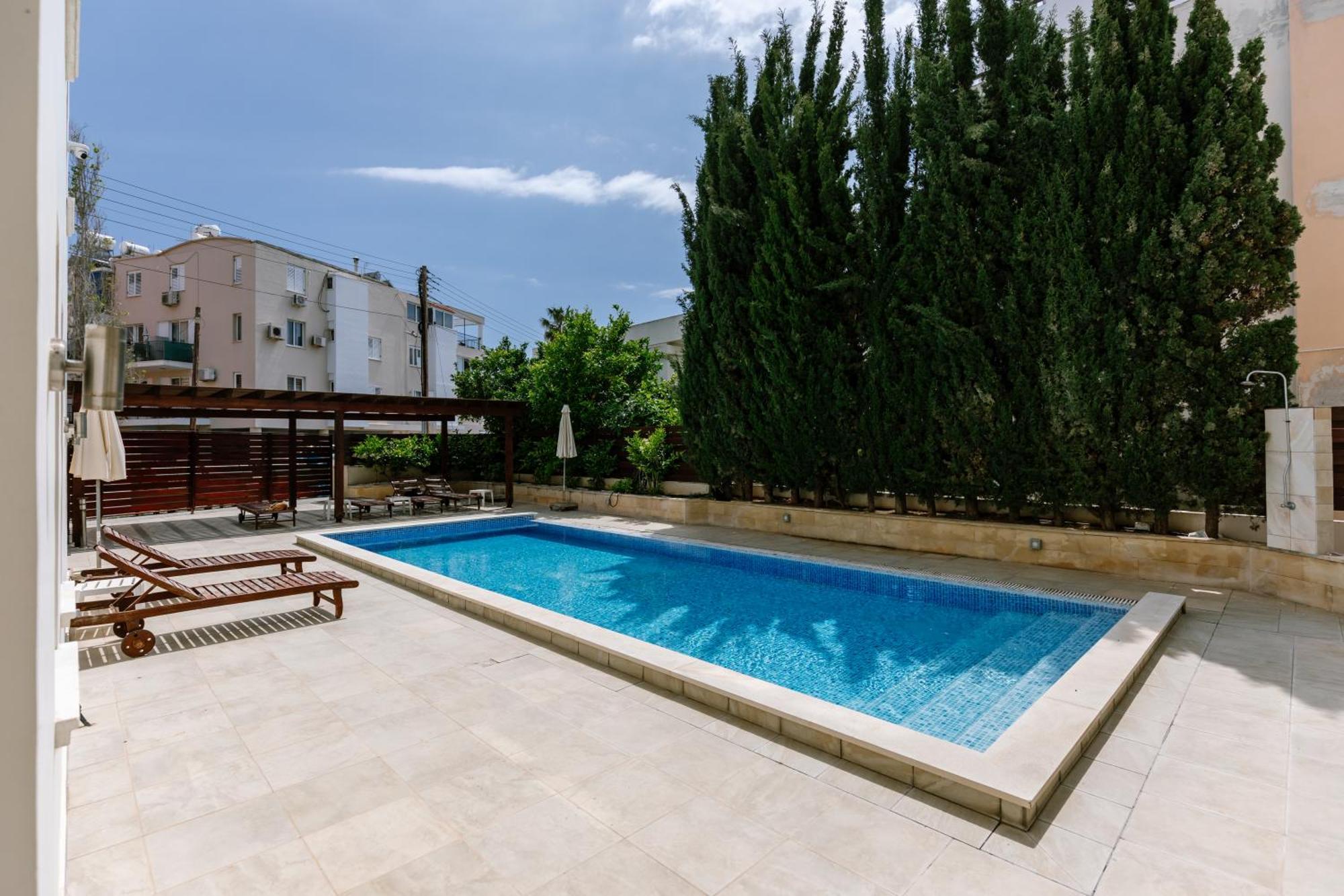 Modern 2bedroom Penthouse Near Sea Apartment